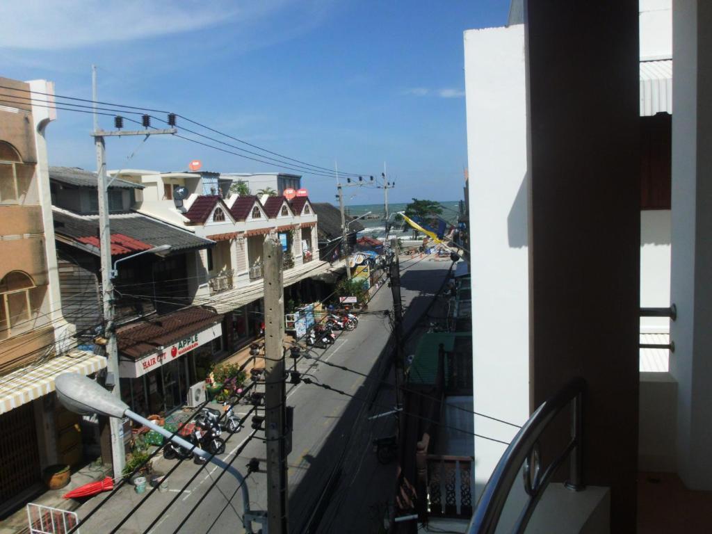 Hotel Baan Chalelarn HHQ Habitación foto