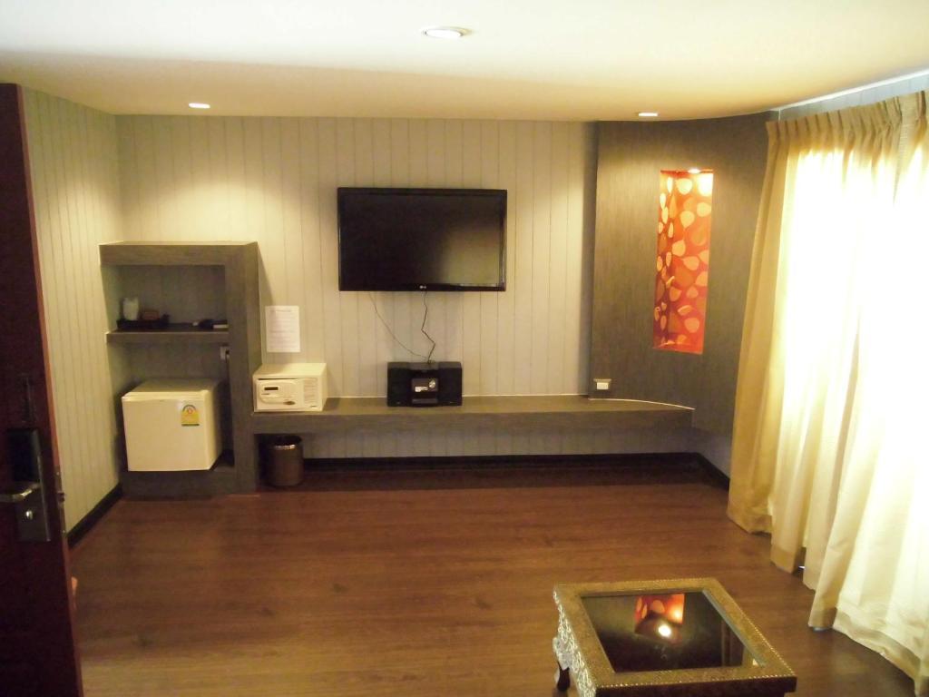 Hotel Baan Chalelarn HHQ Habitación foto